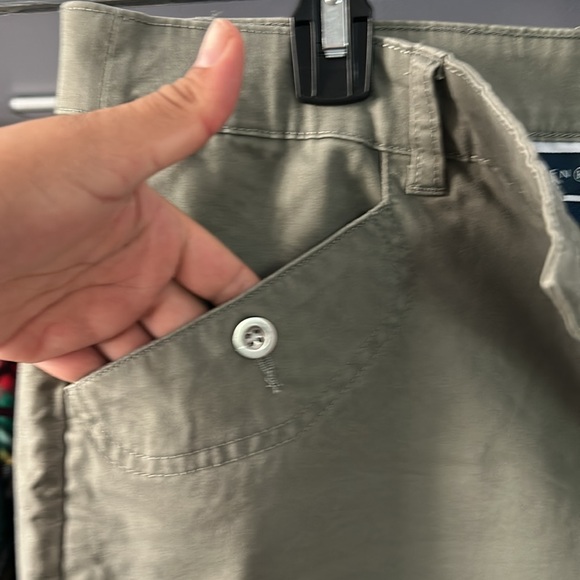 Olive/sage green colored capri pants, size 14 - Picture 3 of 6